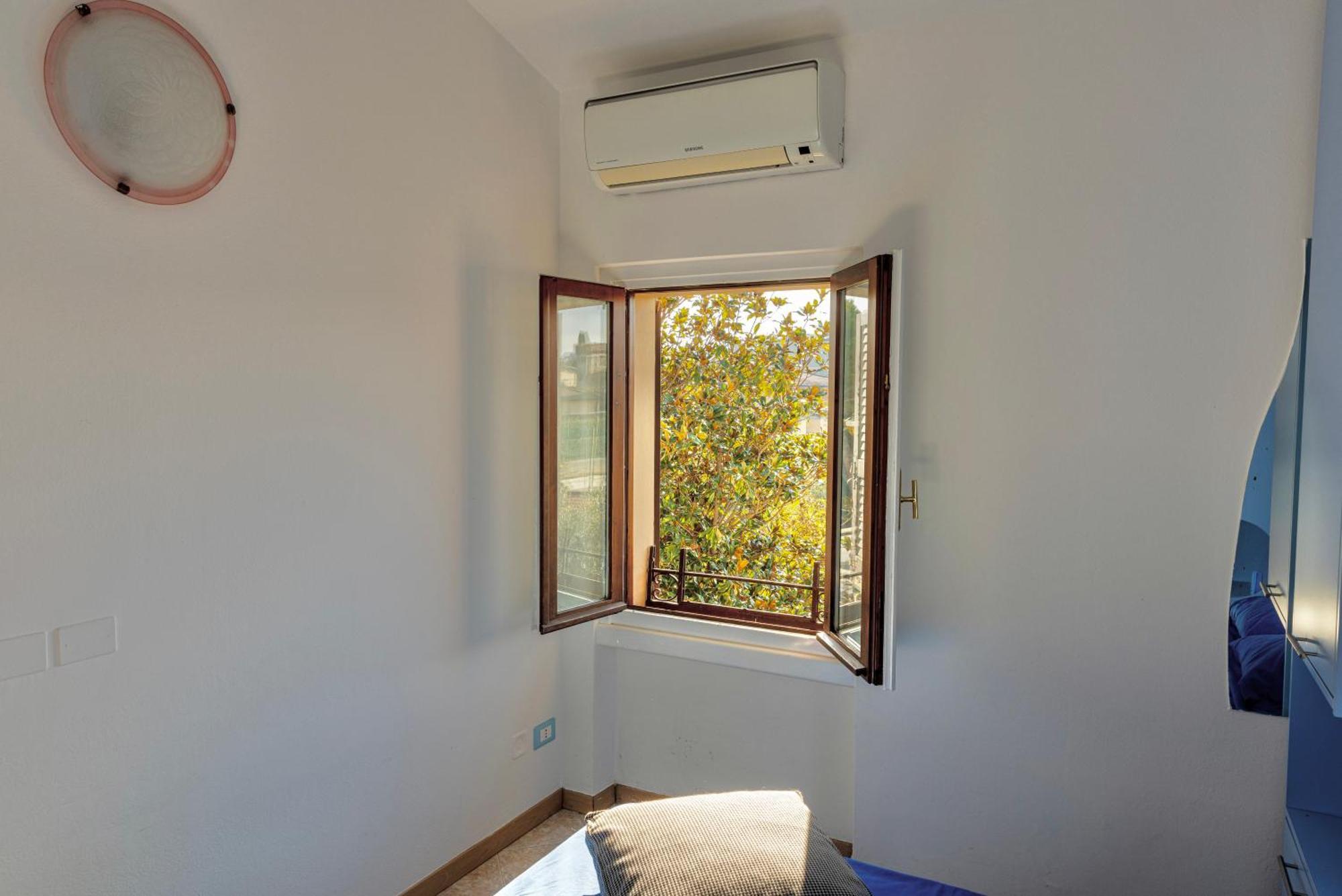 Di Garda A 50 Metri La Casa Di Pamela Apartment